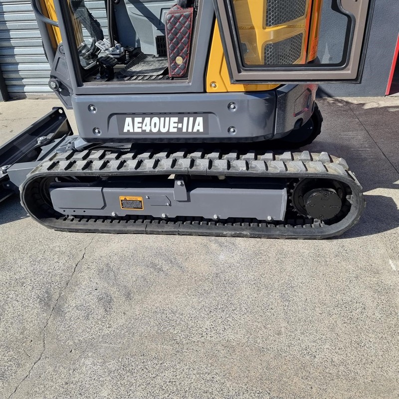 AE40UE-IIA 4 Tonne Excavators image 63