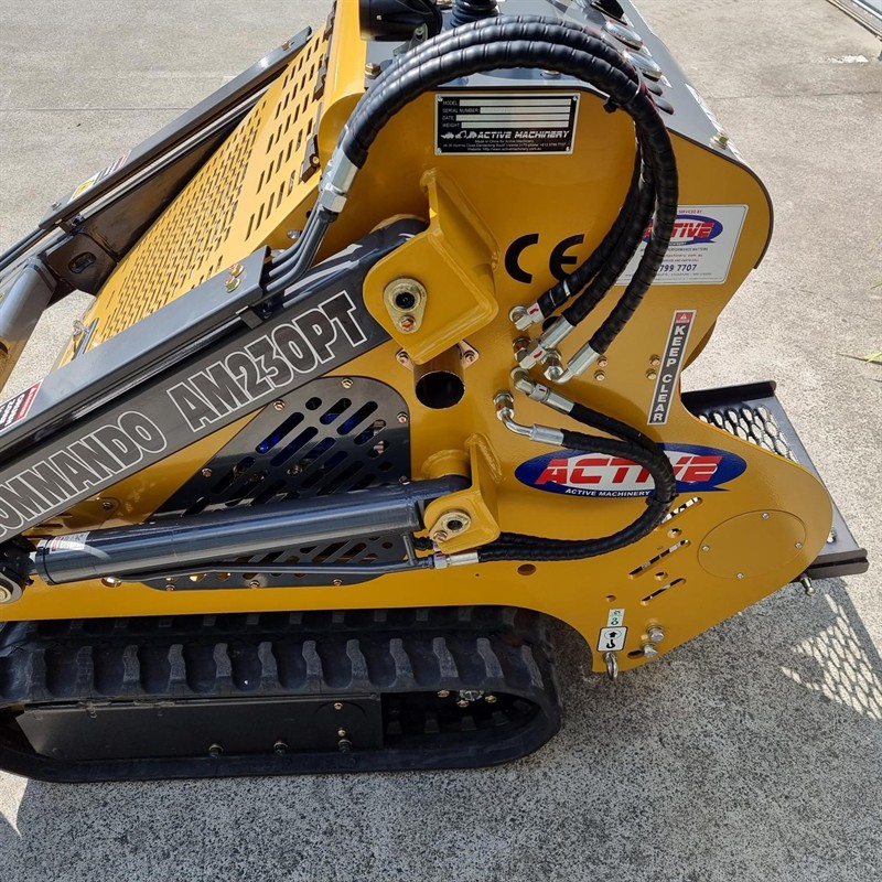 AM230PT Commando Mini Skidsteers image 4