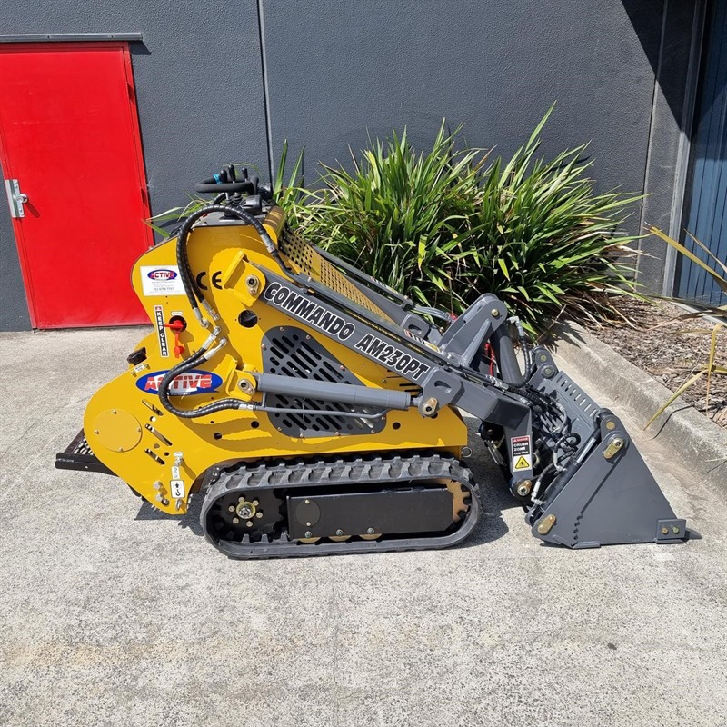 AM230PT Commando Mini Skidsteers image 12
