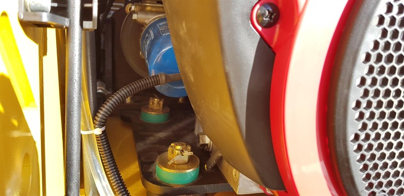 AM232PT Commando Mini Skidsteers image 37