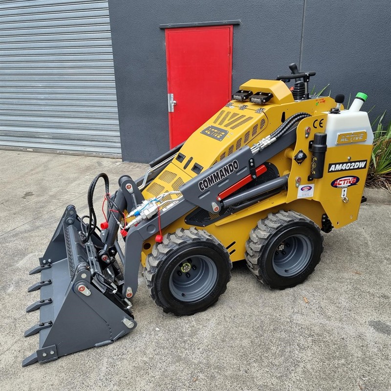 AM402DW Commando Mini Skidsteers image 4