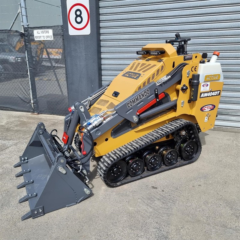 AM404DT Commando Mini Skidsteers image 7
