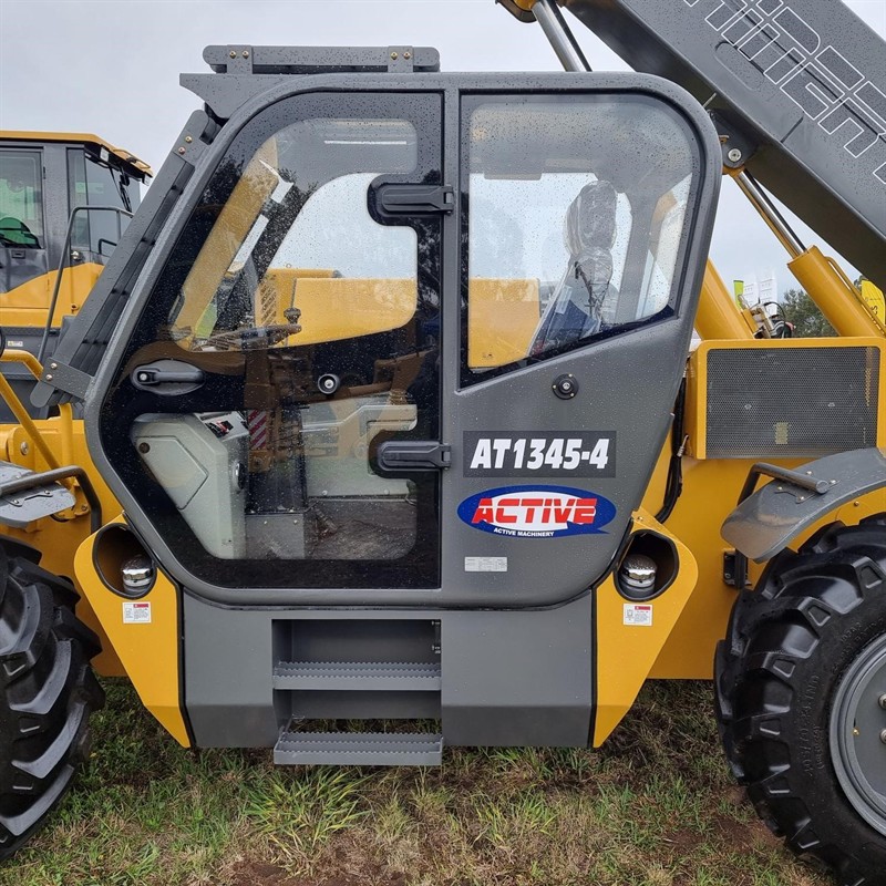 AT1345-4 11 Tonne Telehandlers image 3