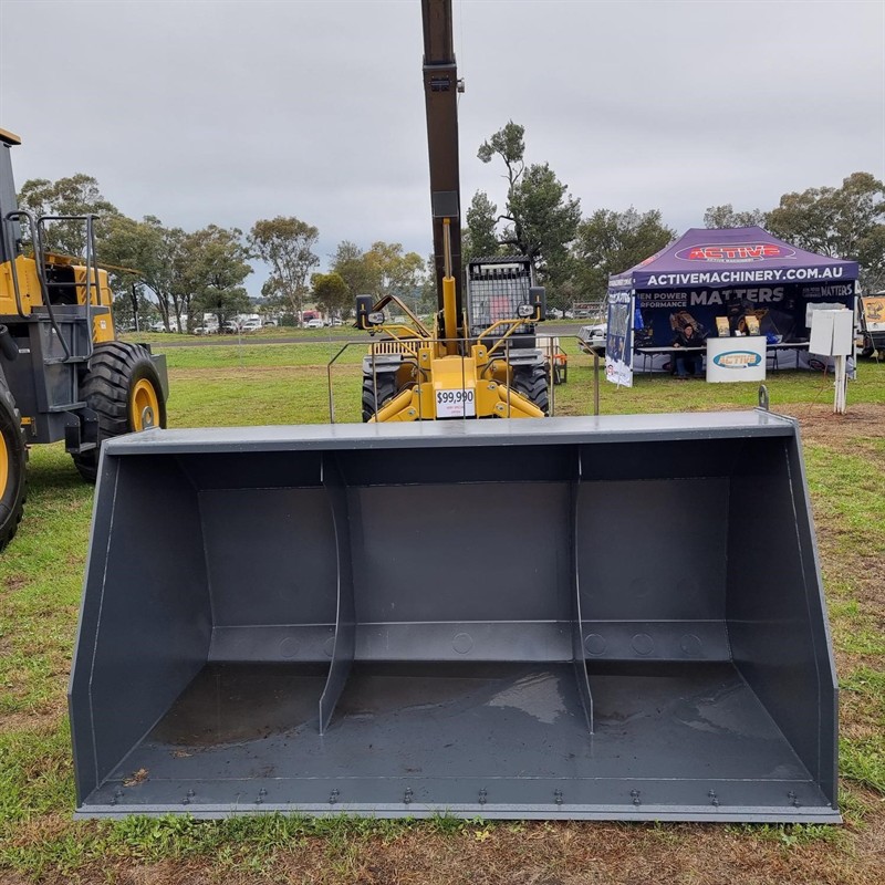 AT1345-4 11 Tonne Telehandlers image 23