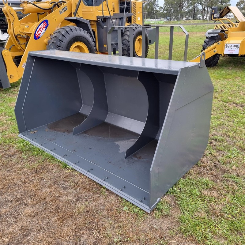 AT1345-4 11 Tonne Telehandlers image 24