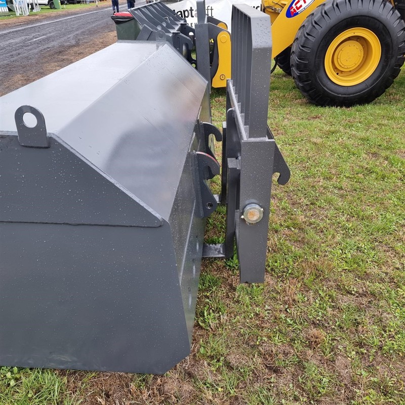 AT1345-4 11 Tonne Telehandlers image 25