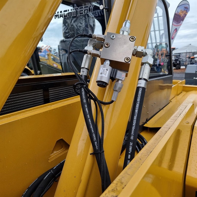 AT1345-4 11 Tonne Telehandlers image 34