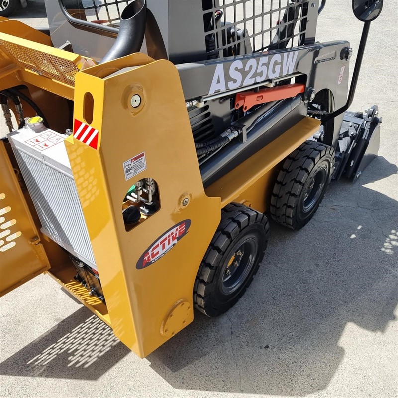 AS25GW Skid Steers image 17