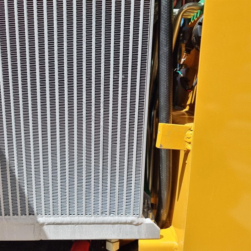 AS25GW Skid Steers image 24