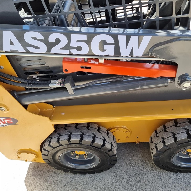 AS25GW Skid Steers image 34