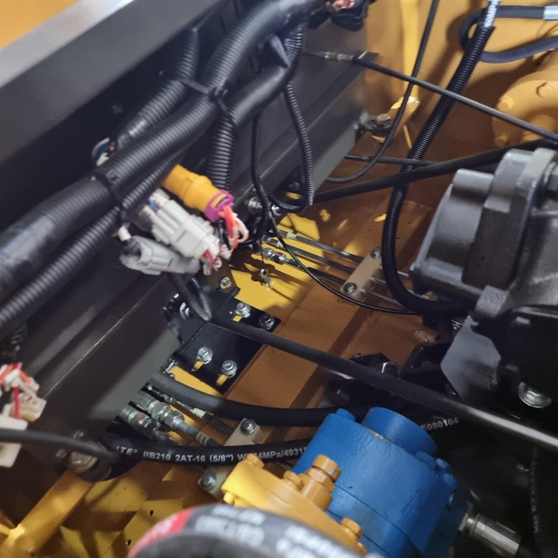 AS50G Skid Steers image 15