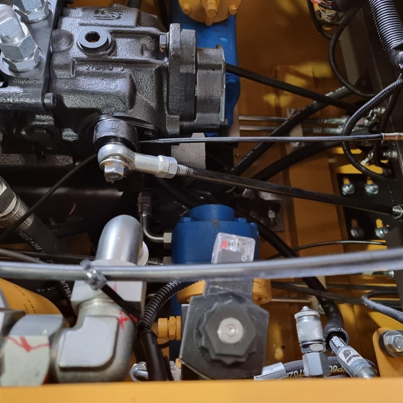 AS50G Skid Steers image 22