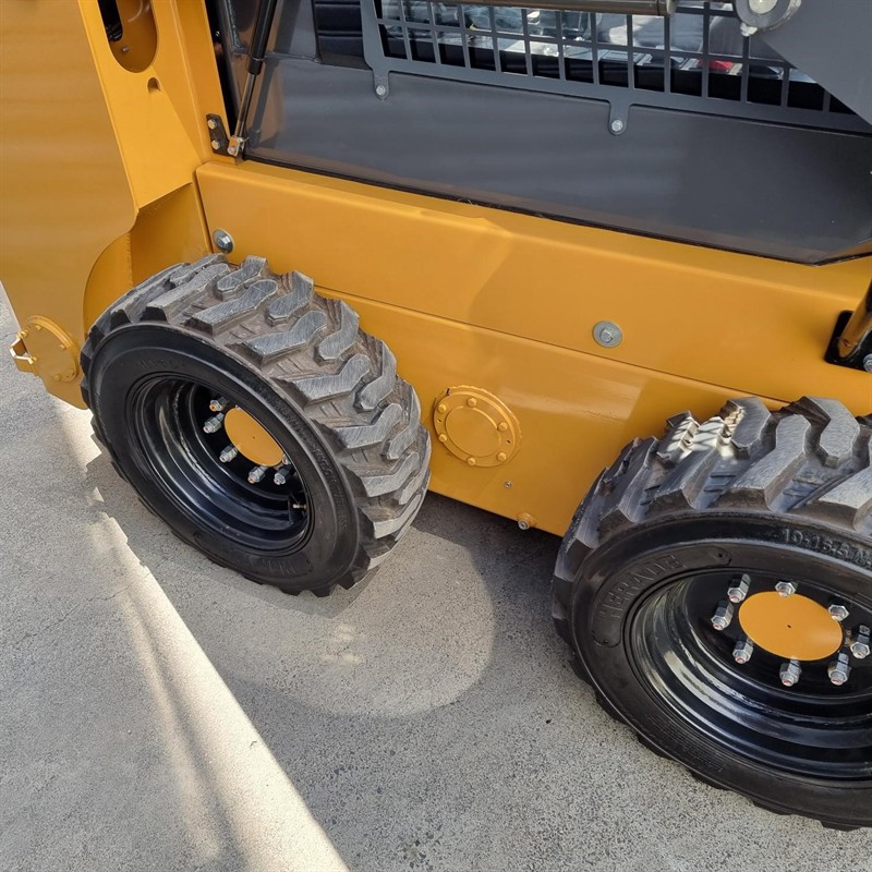 AS55GW Skid Steers image 25