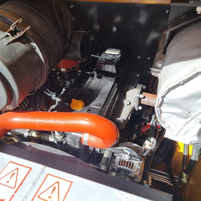 AS55GW Skid Steers image 36