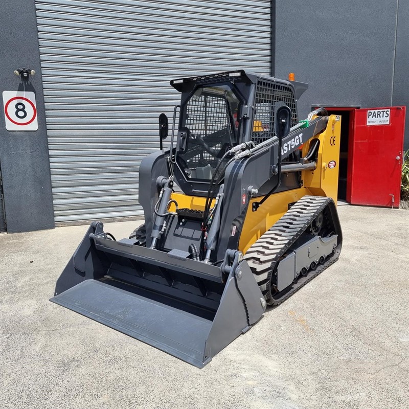 AS75GT Skid Steers image 2