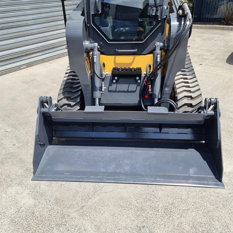 AS75GT Skid Steers image 6