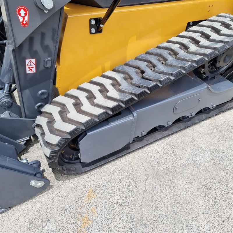 AS75GT Skid Steers image 11