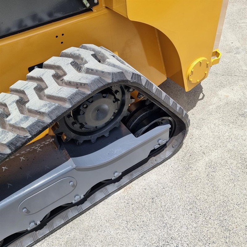 AS75GT Skid Steers image 15