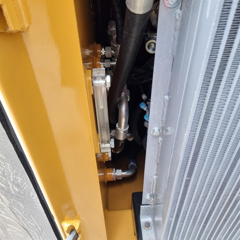 AS75GT Skid Steers image 38