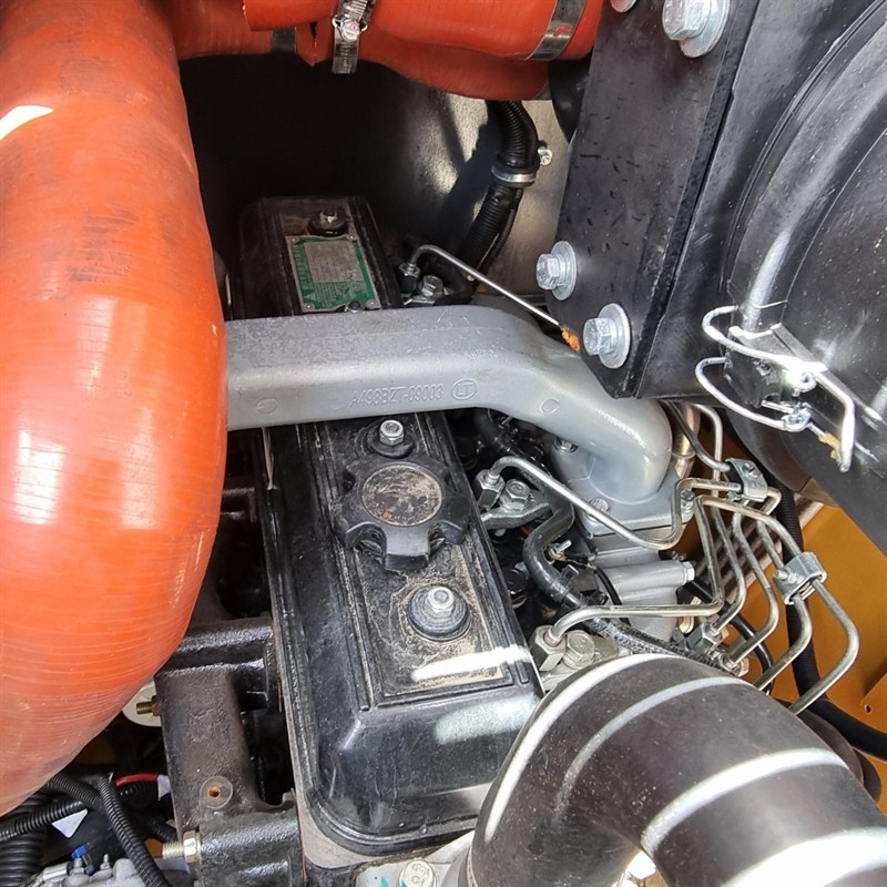 AS75GT Skid Steers image 43