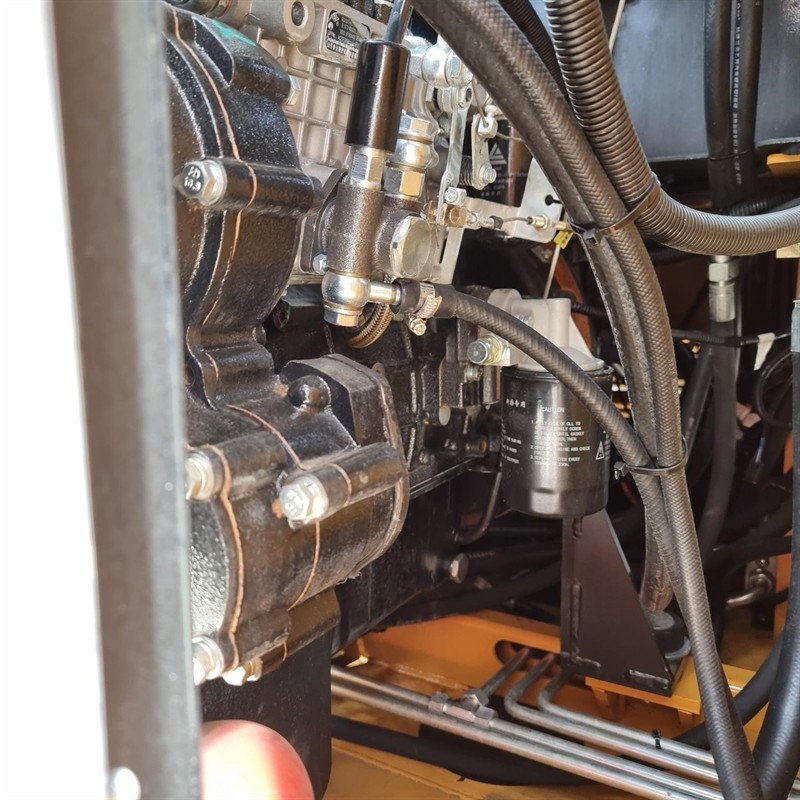 AS75GT Skid Steers image 47