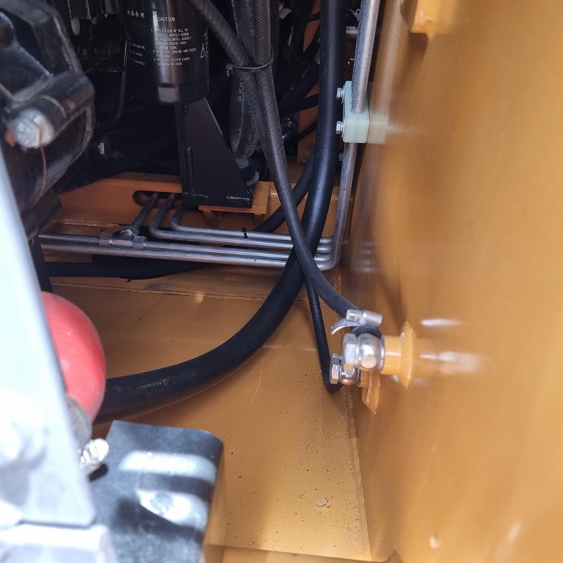 AS75GT Skid Steers image 48