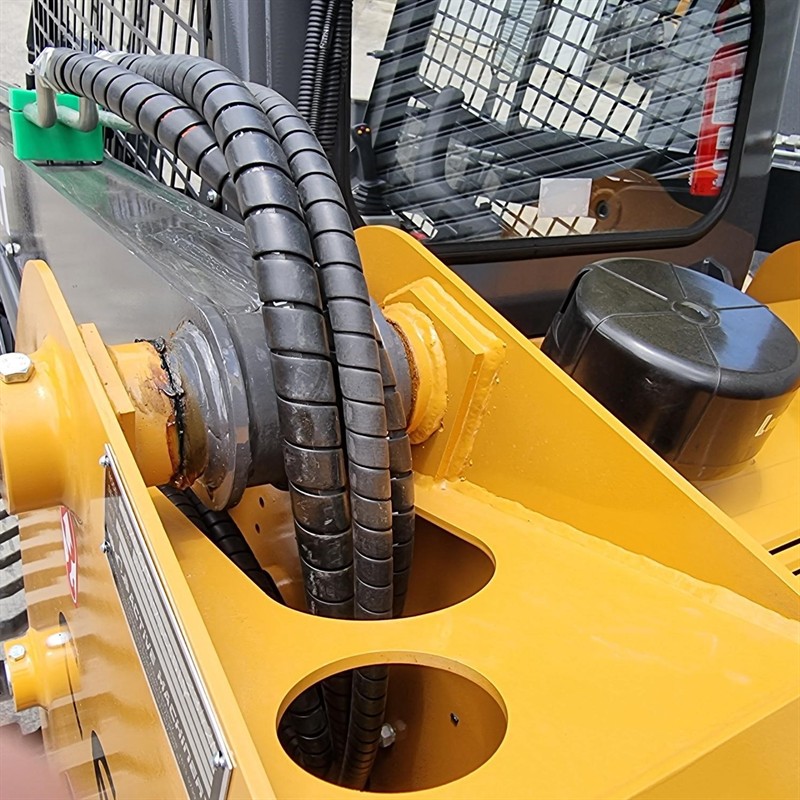 AS75GT Skid Steers image 53