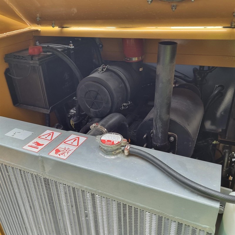 AS85GT Skid Steers image 41