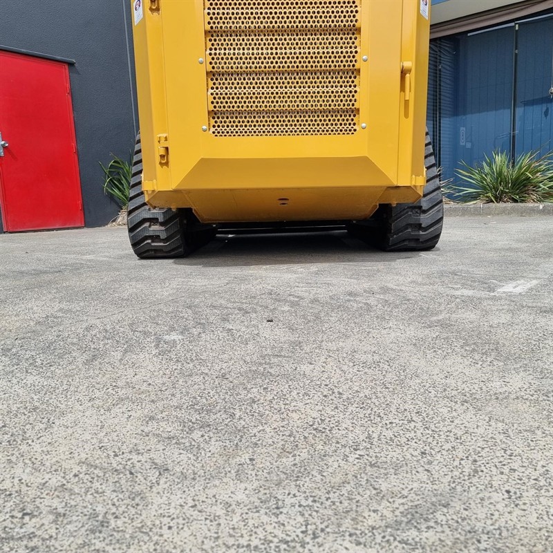 AS85GT Skid Steers image 44