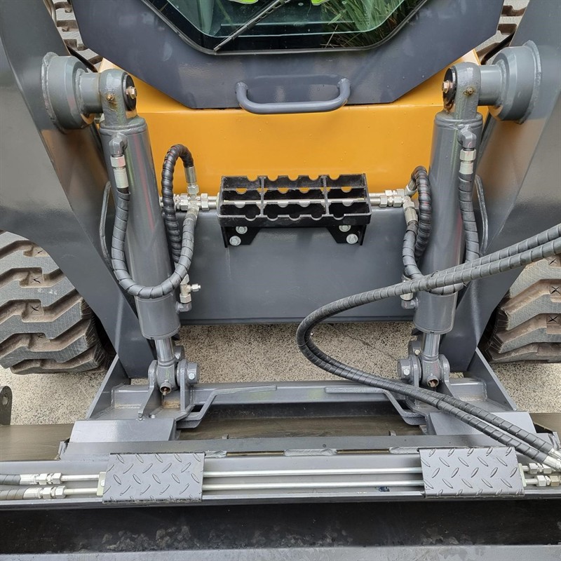 AS85GT Skid Steers image 49