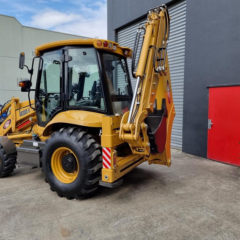 AB388C-II 8 Tonne Backhoe image 21