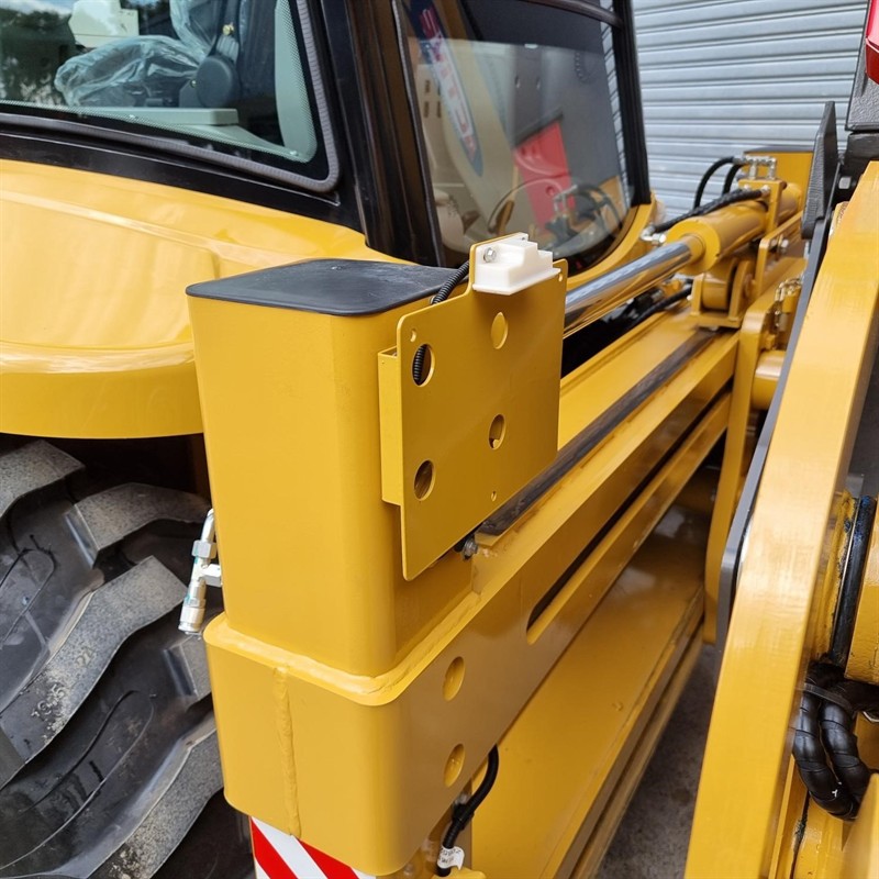 AB388C-II 8 Tonne Backhoe image 23