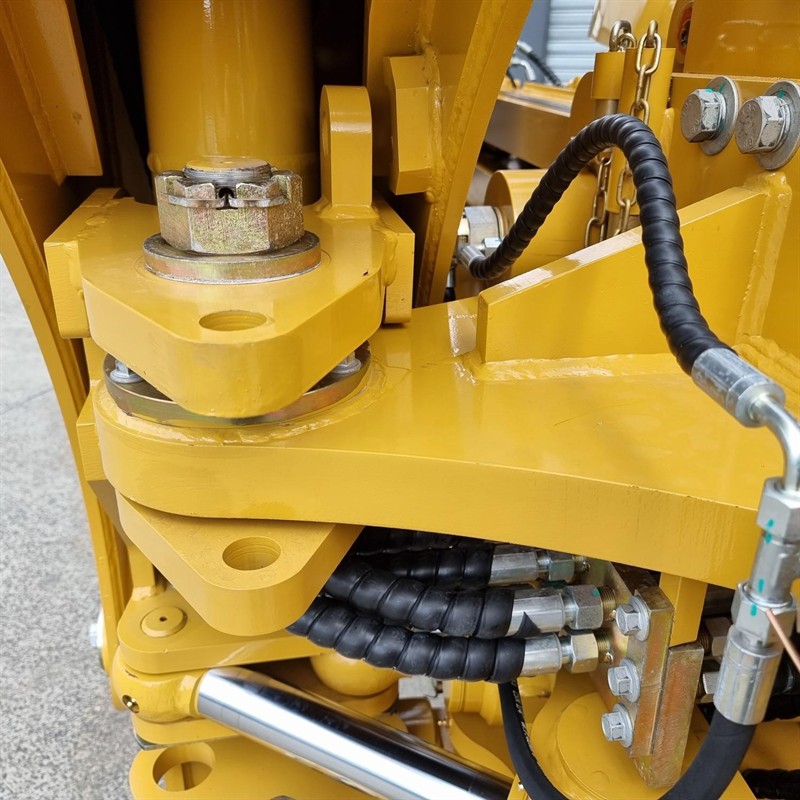 AB388C-II 8 Tonne Backhoe image 49