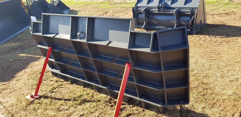 3m Stick Rakes Attachments image 4