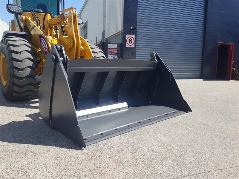 4 in 1 buckets Attachments image 5