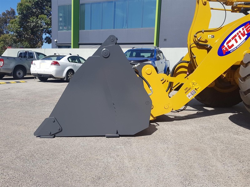 4 in 1 buckets Attachments image 6