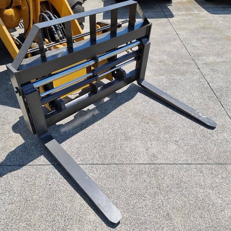 Adjustable Pallet Forks Attachments image 4
