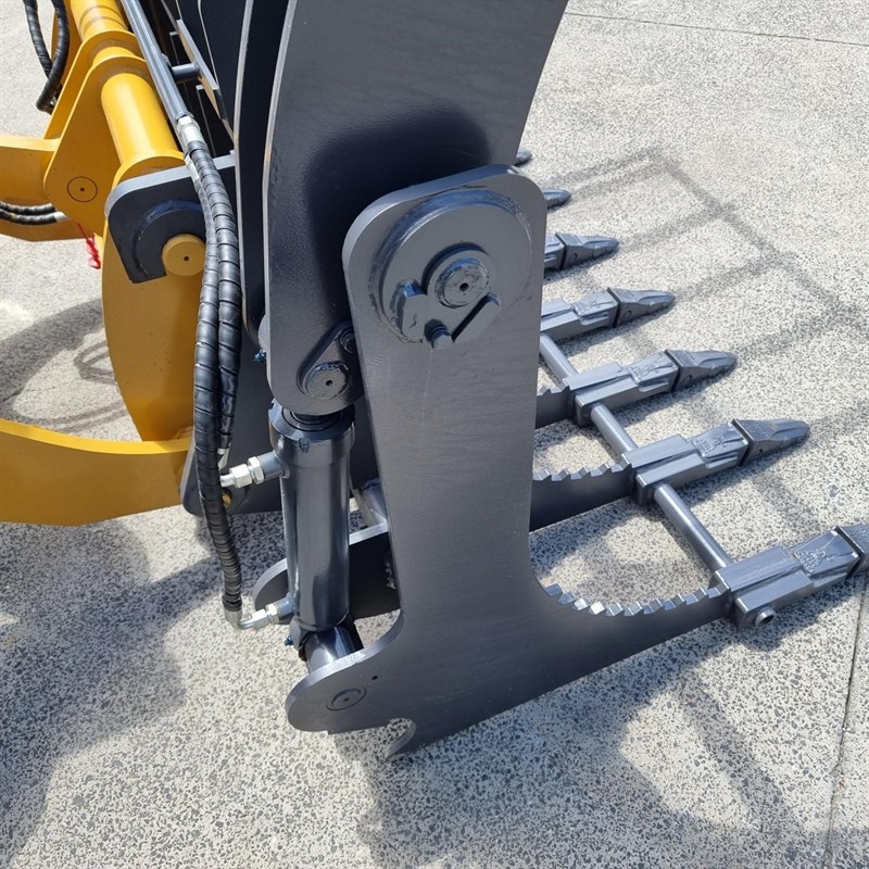 AL926F Grapple Bucket Attachments image 9