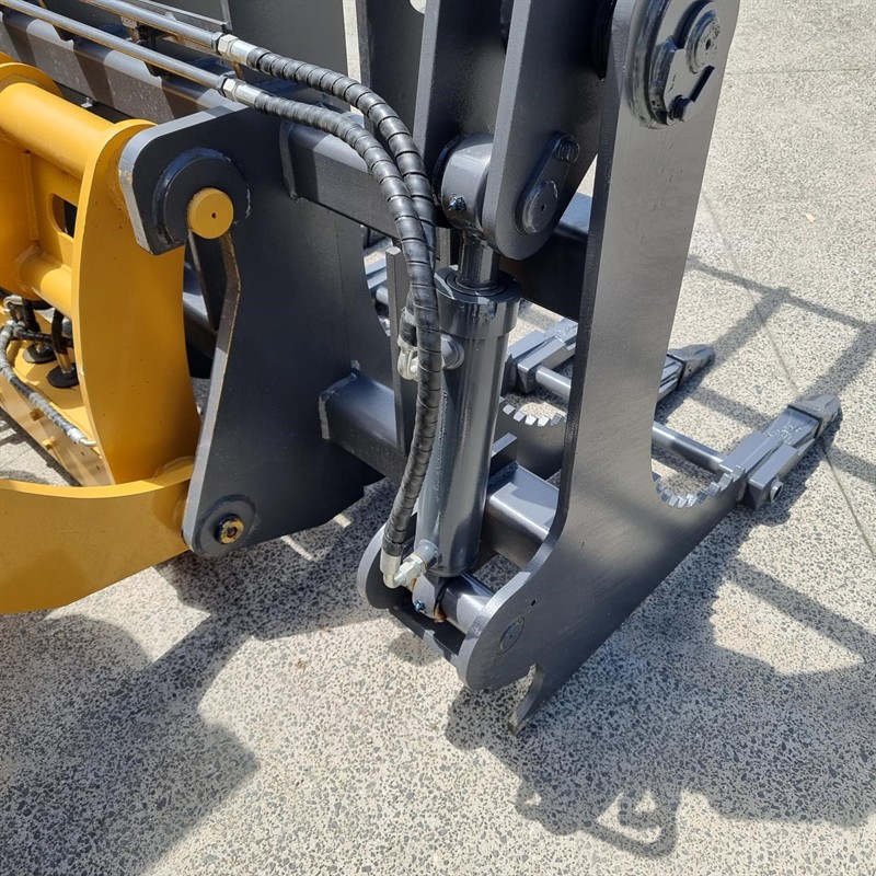 AL926F Grapple Bucket Attachments image 12
