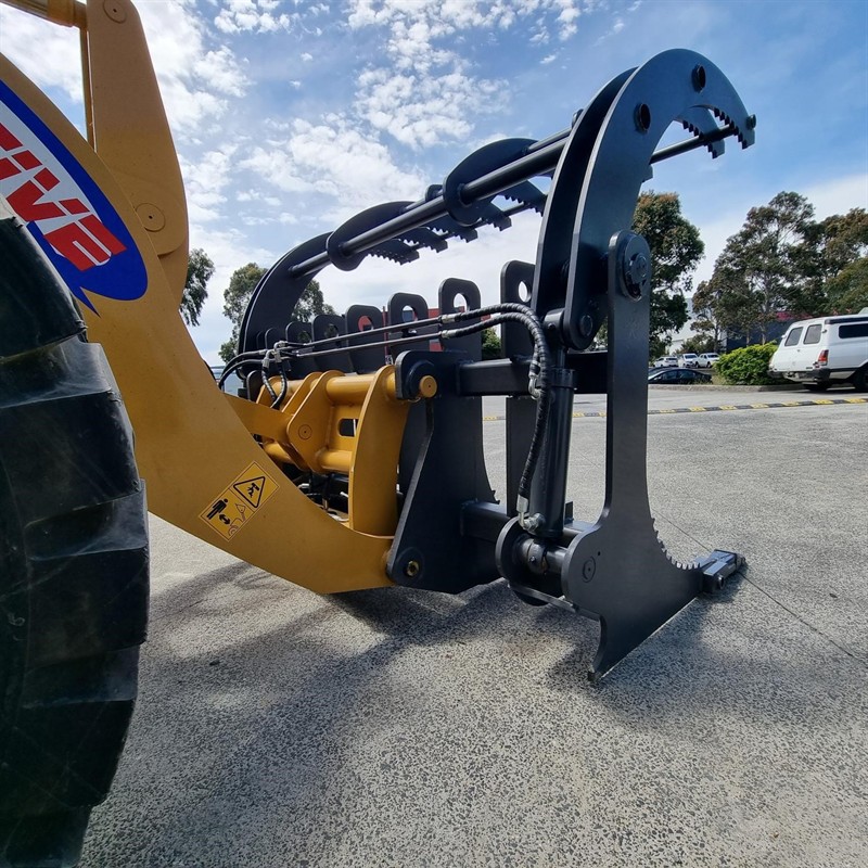 AL926F Grapple Bucket Attachments image 13