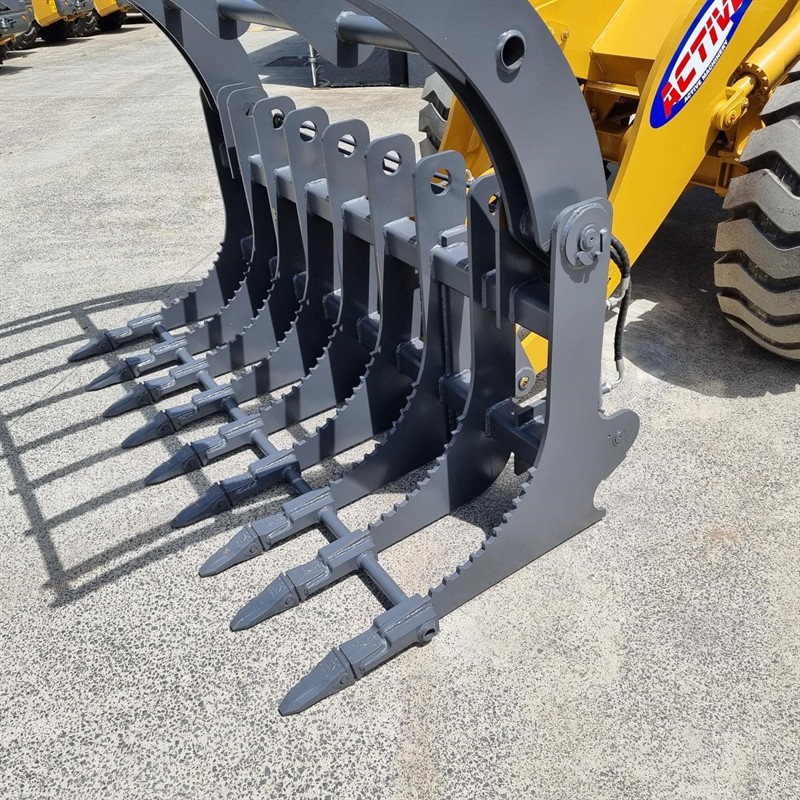 AL926F Grapple Bucket Attachments image 14
