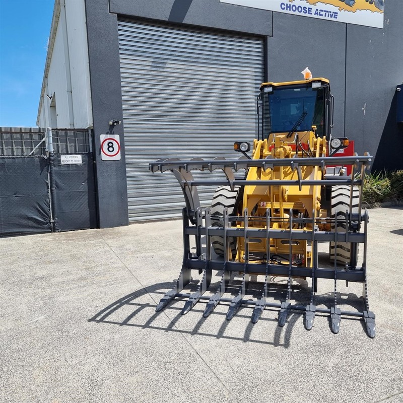 AL926F Grapple Bucket Attachments image 17