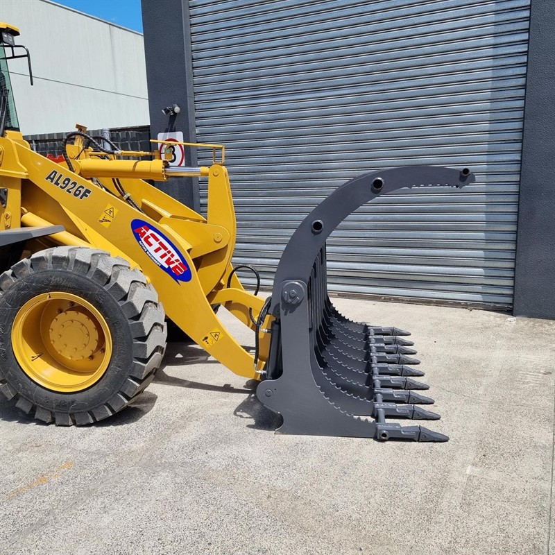 AL926F Grapple Bucket Attachments image 35