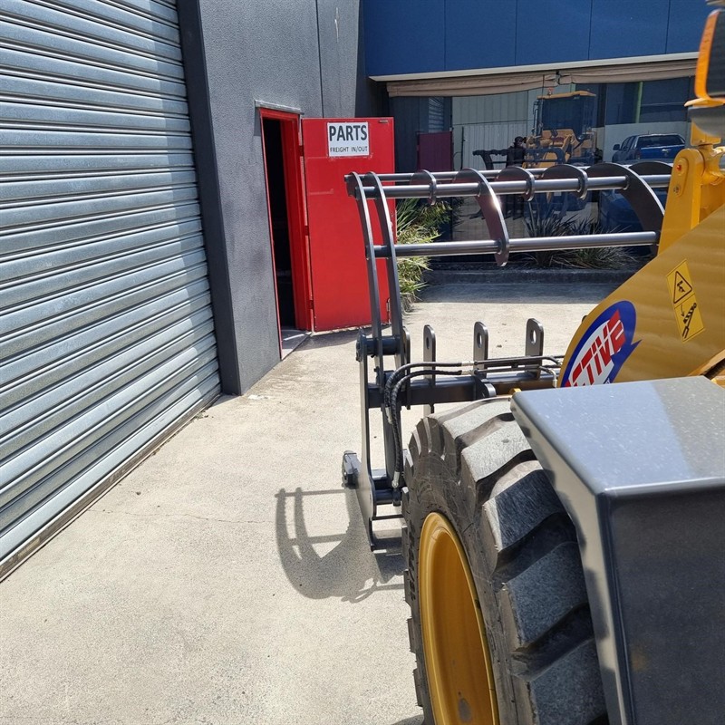 AL926F Grapple Bucket Attachments image 39