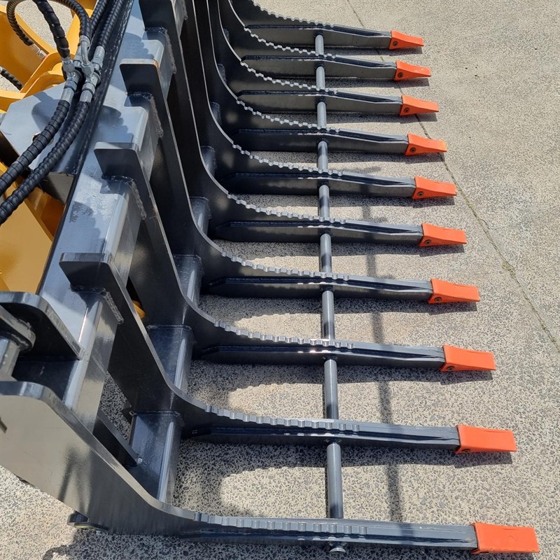 AL922D-AL930D-AL930TD Grapple Bucket Attachments image 9