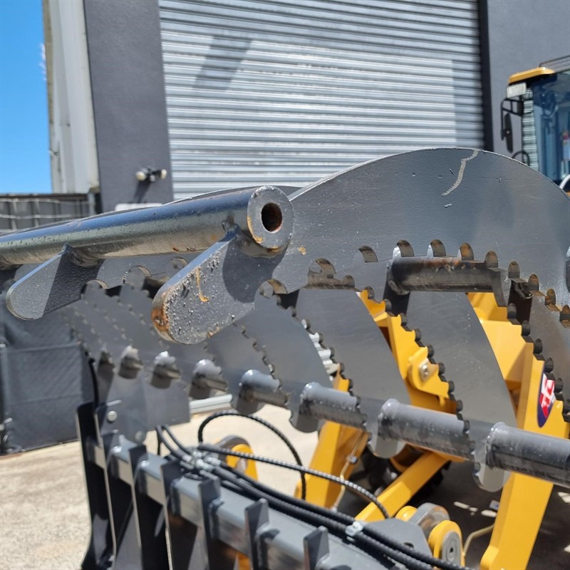 AL922D-AL930D-AL930TD Grapple Bucket Attachments image 31