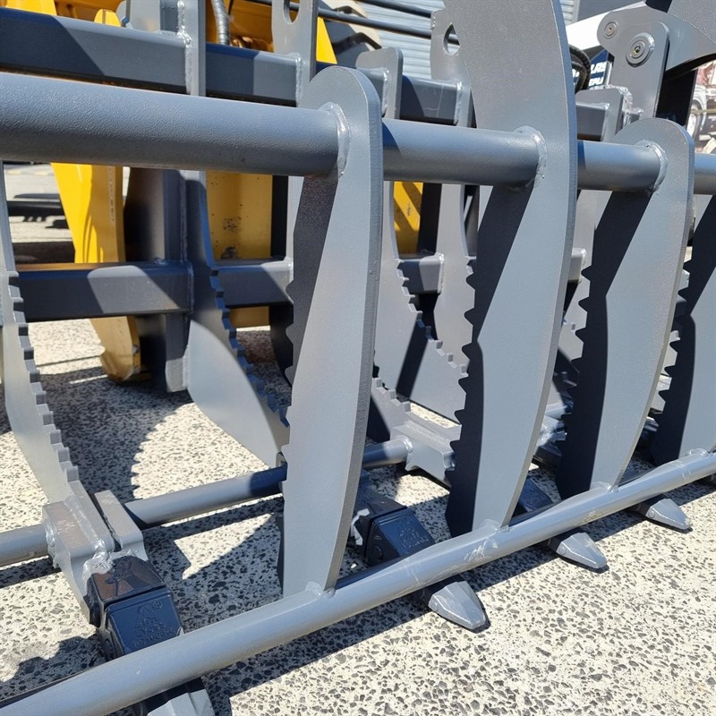 Grapple Bucket 936-938-948 Attachments image 10