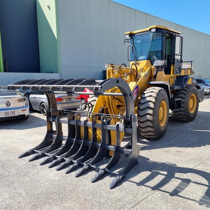 Grapple Bucket 936-938-948 Attachments image 25