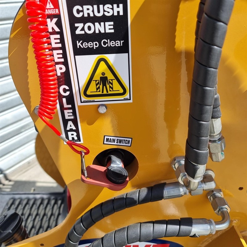 AM234PW Commando Mini Skidsteers image 24