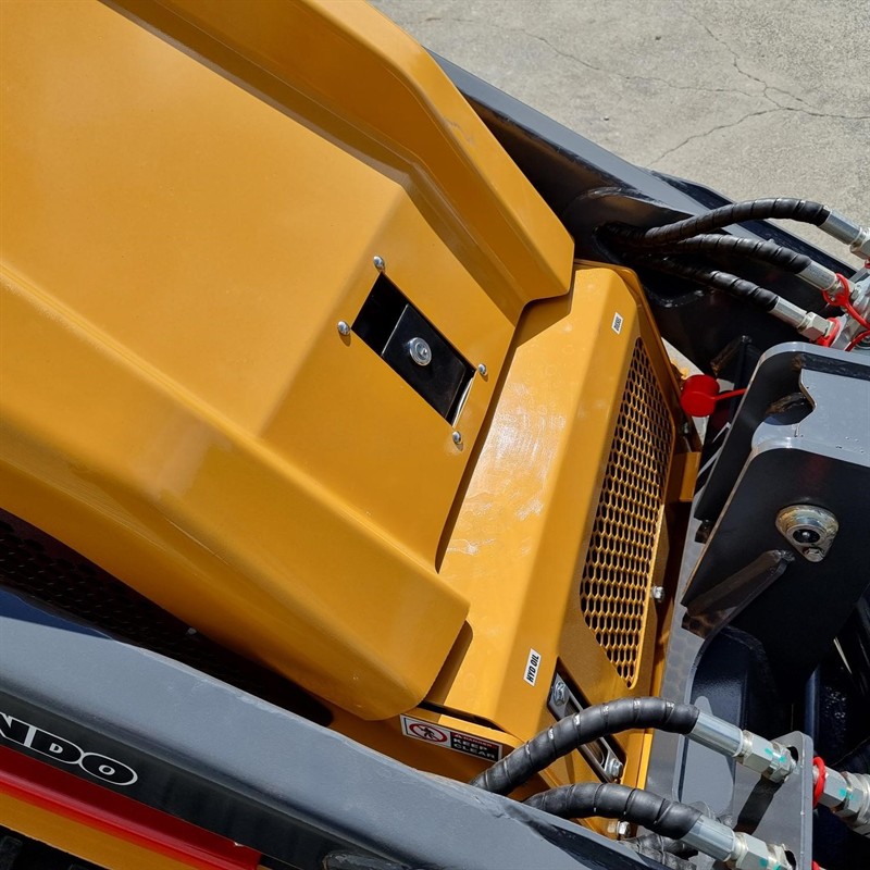 AM334DT Commando Mini Skidsteers image 12